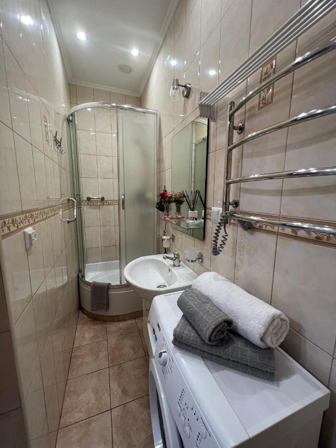 Cozy Apartment Near The Lviv National Opera Экстерьер фото